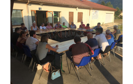 Première réunion mensuelle 